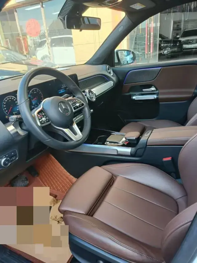 2021 MERCEDES-BENZ GLB thumbnail 4