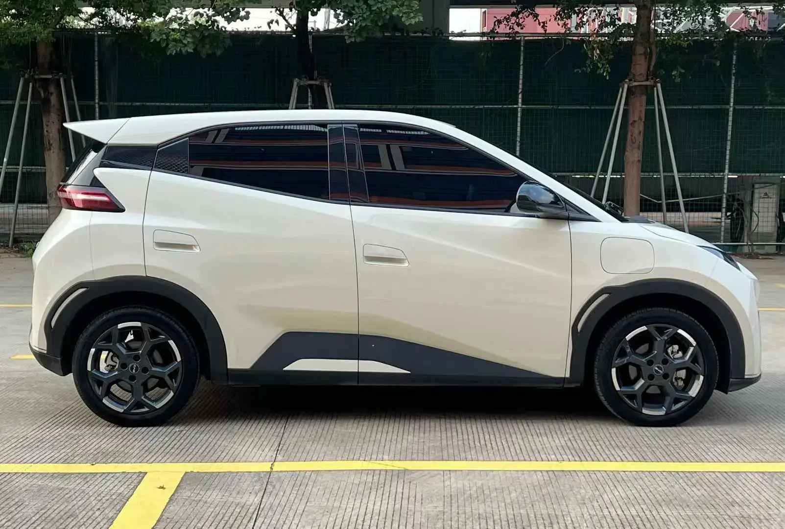 2025 BYD SEAGULL thumbnail 3