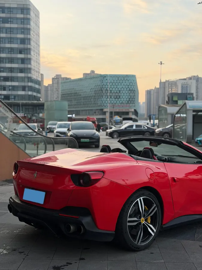 2018 Ferrari Portofino 3.9T 600HP V8 7DCT,autocango,china used car exporter,china ev exporter,chinese used car exporter,chinese used ev exporter