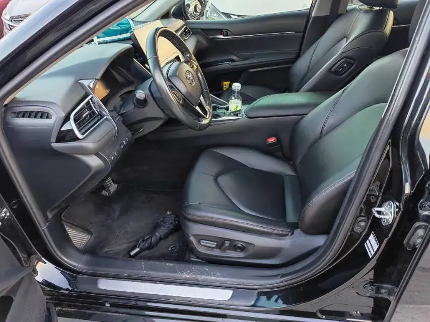 2021 TOYOTA CAMRY thumbnail 2