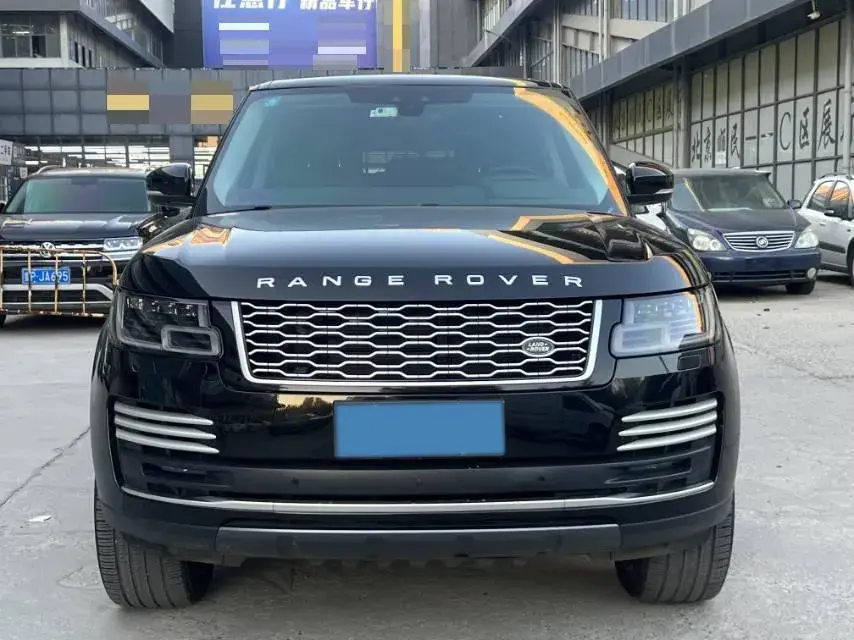 2020 LAND ROVER thumbnail 2