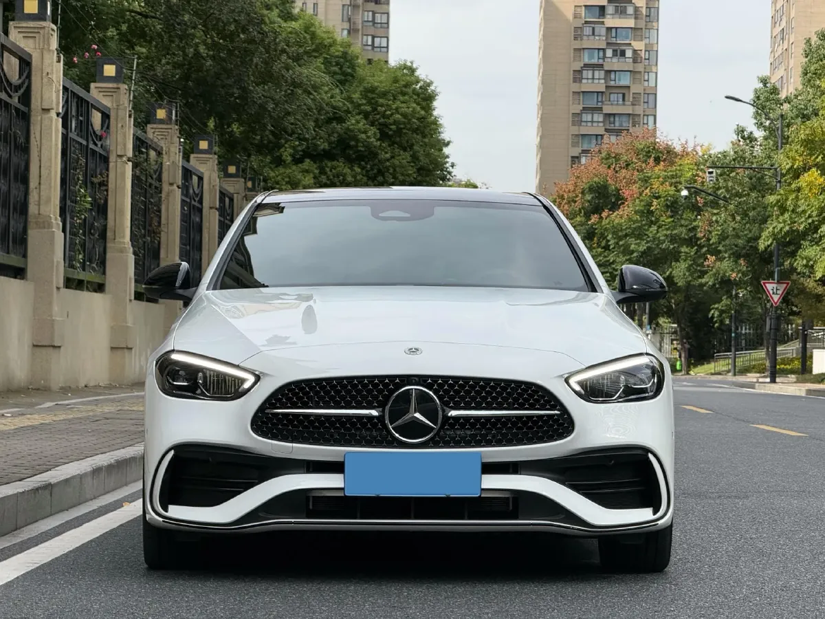 2024 Mercedes-Benz C Class 1.5T 204HP L4 9AT,autocango,china used car exporter,china ev exporter,chinese used car exporter,chinese used ev exporter