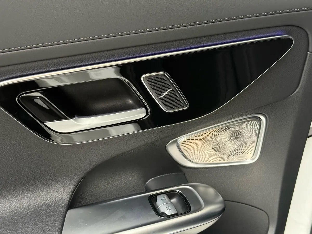 2024 Mercedes-Benz C Class 1.5T 204HP L4 9AT,autocango,china used car exporter,china ev exporter,chinese used car exporter,chinese used ev exporter