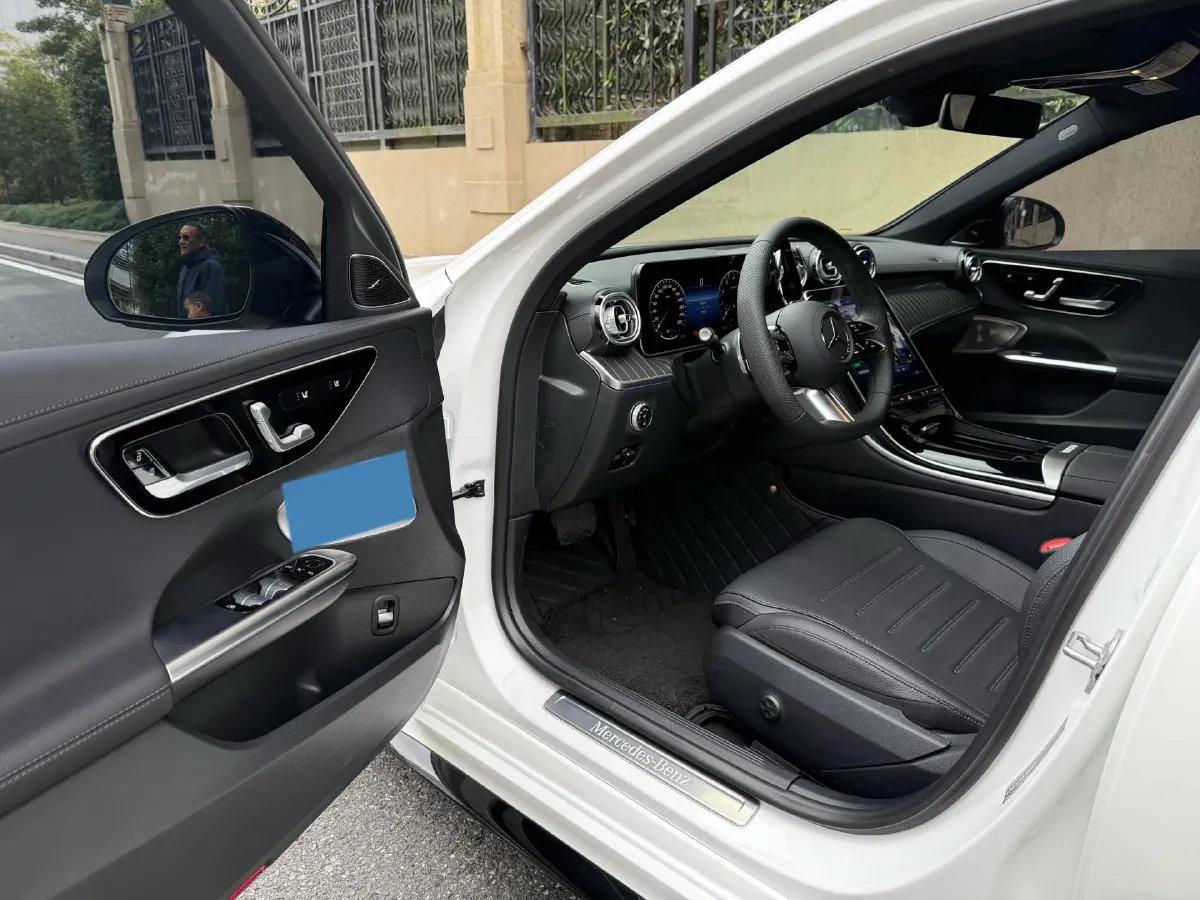 2024 Mercedes-Benz C Class 1.5T 204HP L4 9AT,autocango,china used car exporter,china ev exporter,chinese used car exporter,chinese used ev exporter