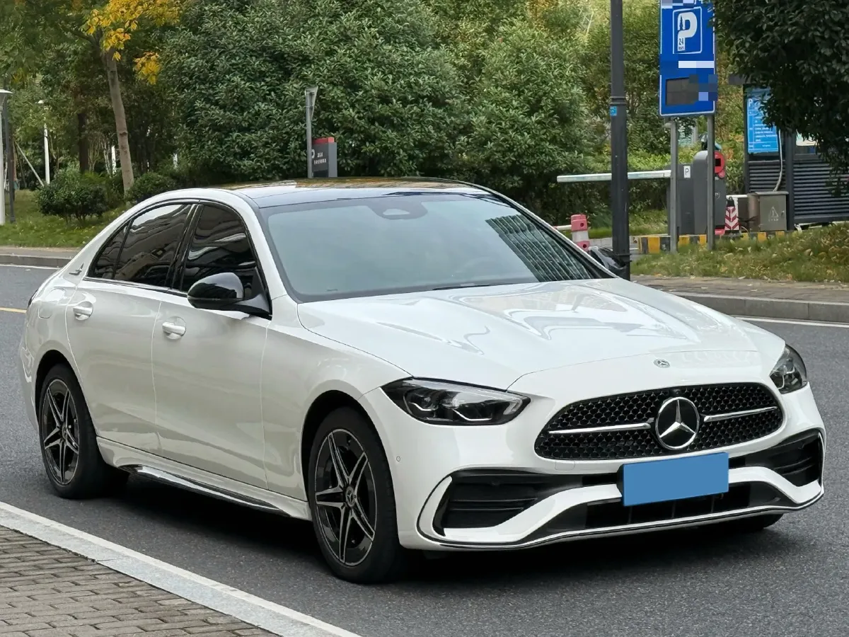 2024 Mercedes-Benz C Class 1.5T 204HP L4 9AT,autocango,china used car exporter,china ev exporter,chinese used car exporter,chinese used ev exporter