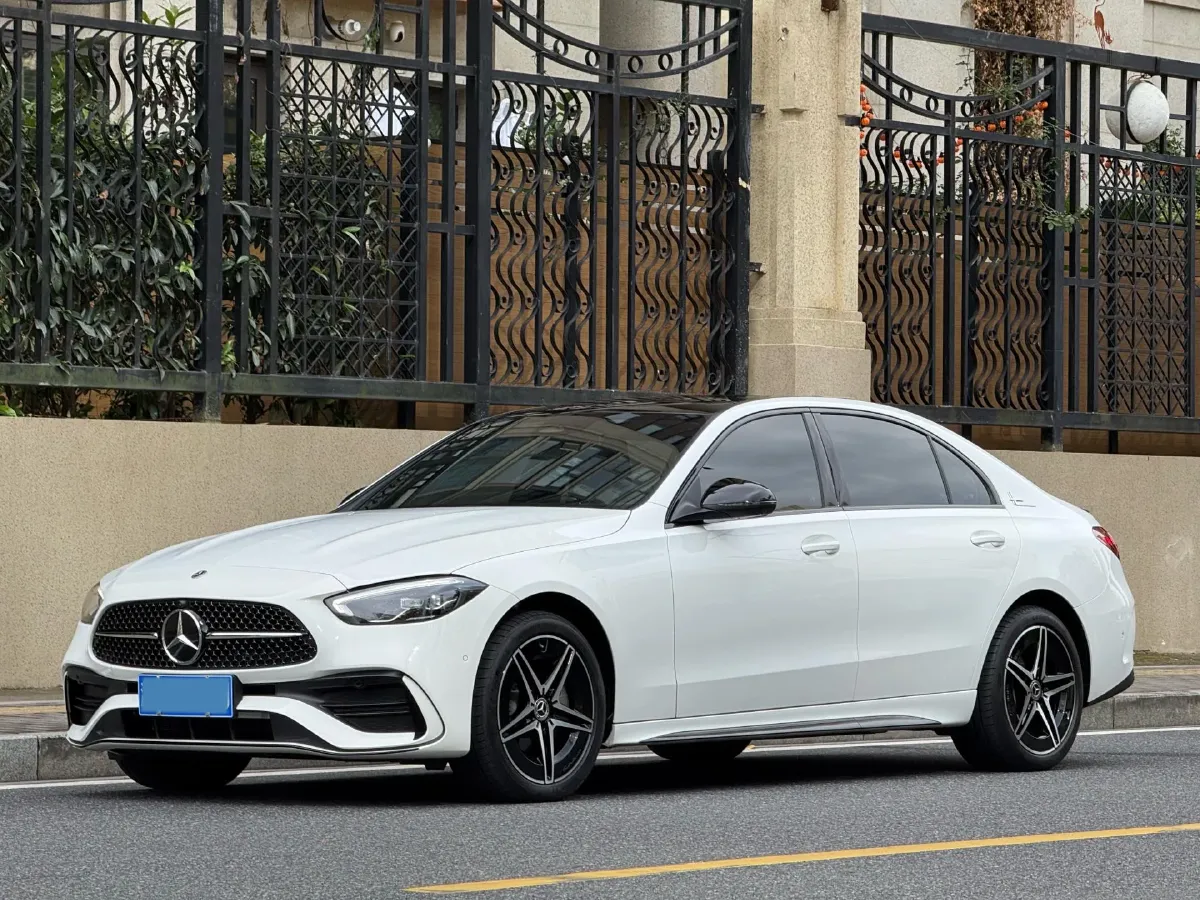 2024 Mercedes-Benz C Class 1.5T 204HP L4 9AT,autocango,china used car exporter,china ev exporter,chinese used car exporter,chinese used ev exporter