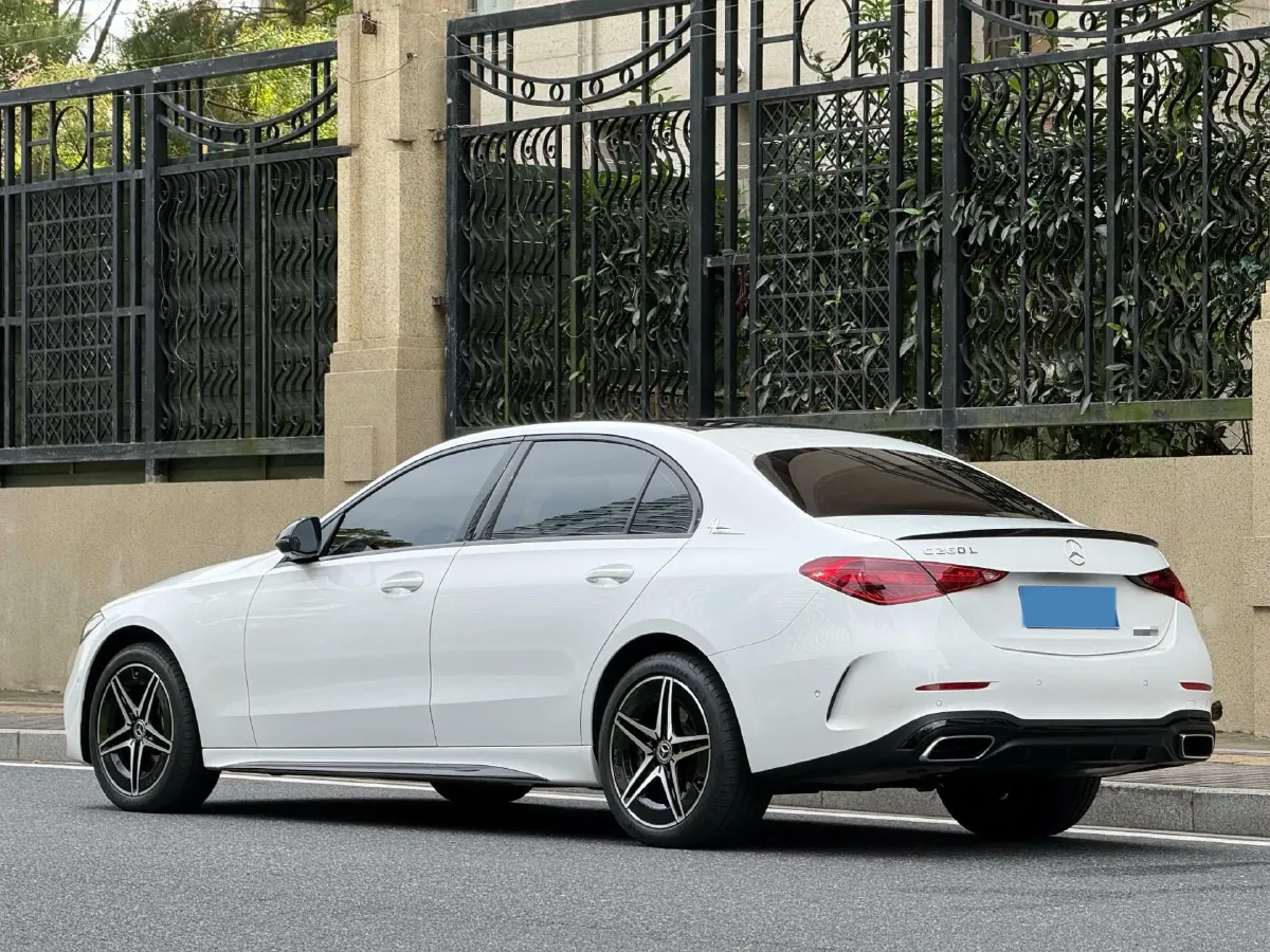 2024 Mercedes-Benz C Class 1.5T 204HP L4 9AT,autocango,china used car exporter,china ev exporter,chinese used car exporter,chinese used ev exporter