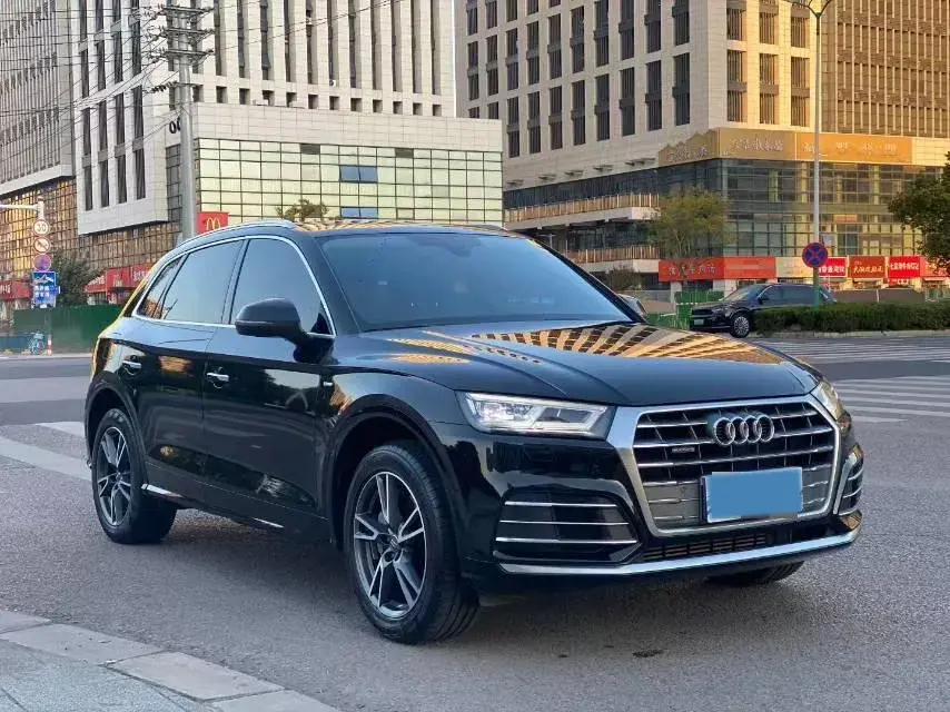 2020 AUDI Q5L thumbnail 2