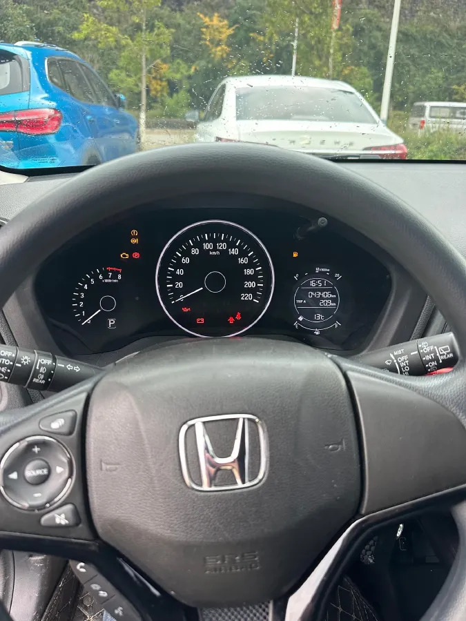 2022 Honda Vezel 1.5L 131HP L4 CVT,autocango,china used car exporter,china ev exporter,chinese used car exporter,chinese used ev exporter