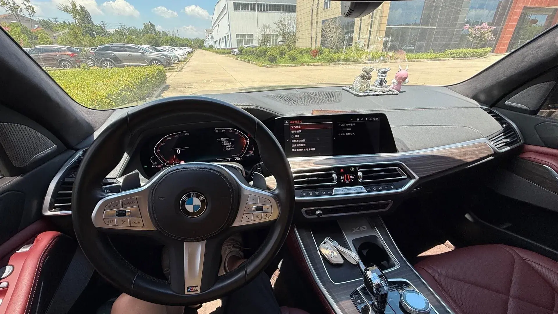 2022 BMW X5 thumbnail 3