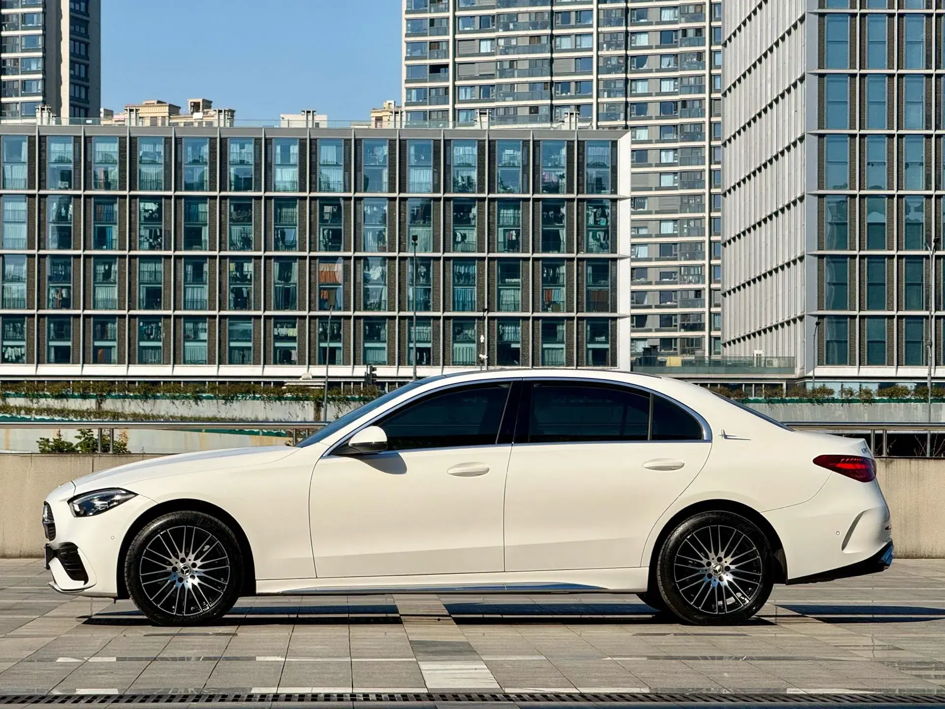 2023 MERCEDES-BENZ C thumbnail 3