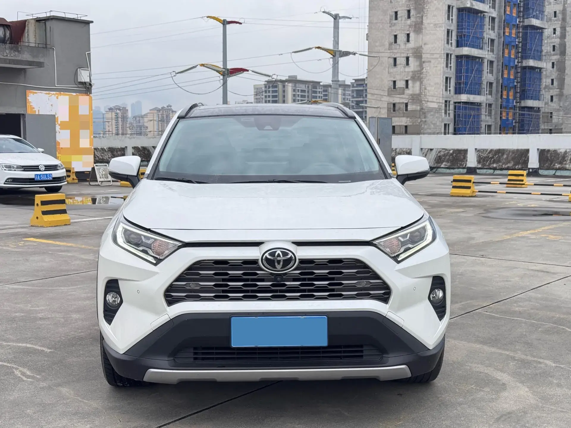 2022 TOYOTA RAV4 thumbnail 2