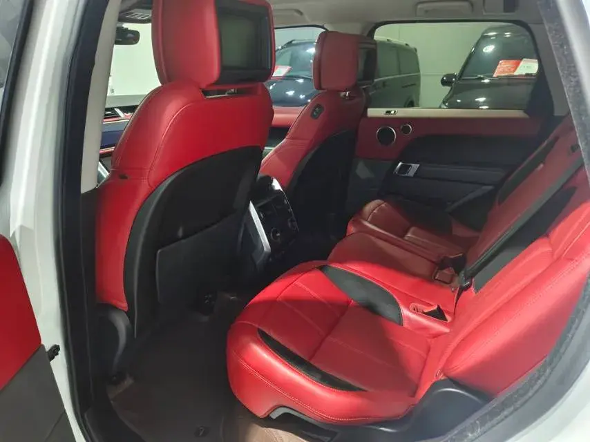 2021 LAND ROVER thumbnail 2