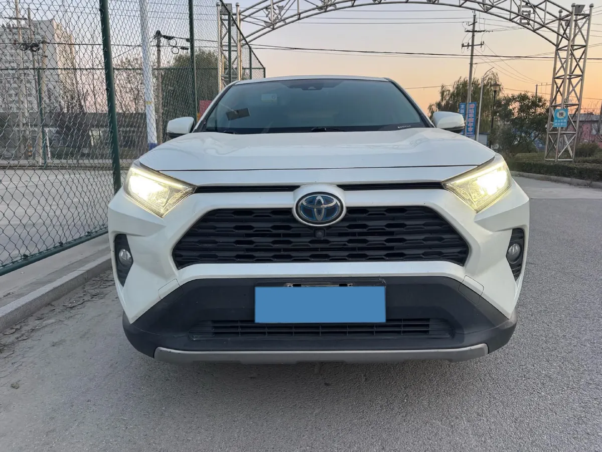 2021 Toyota RAV4 Hybird E+ 2.5L 180HP L4 E-CVT PHEV 15.984KWH,autocango,china used car exporter,china ev exporter,chinese used car exporter,chinese used ev exporter