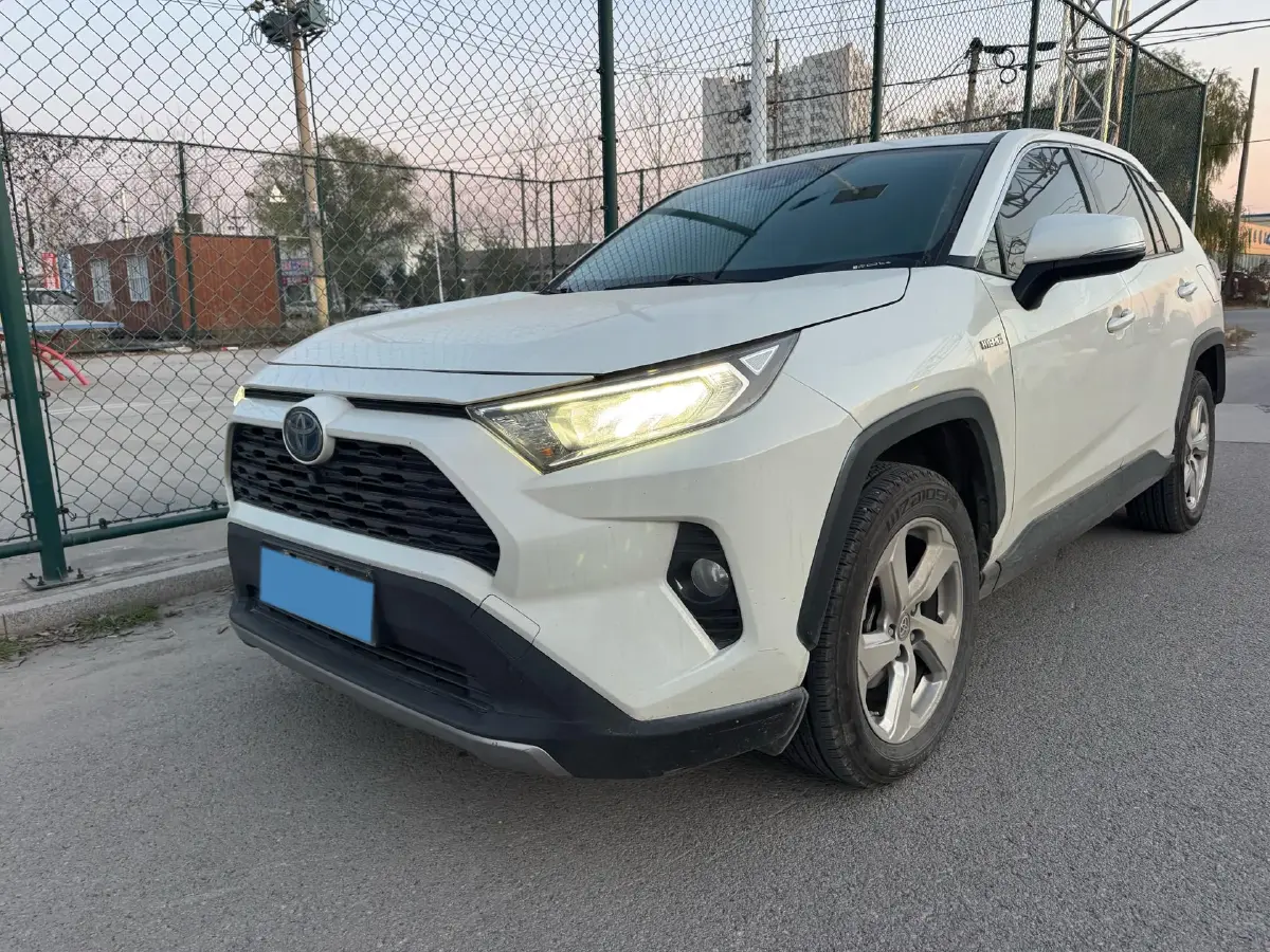2021 Toyota RAV4 Hybird E+ 2.5L 180HP L4 E-CVT PHEV 15.984KWH