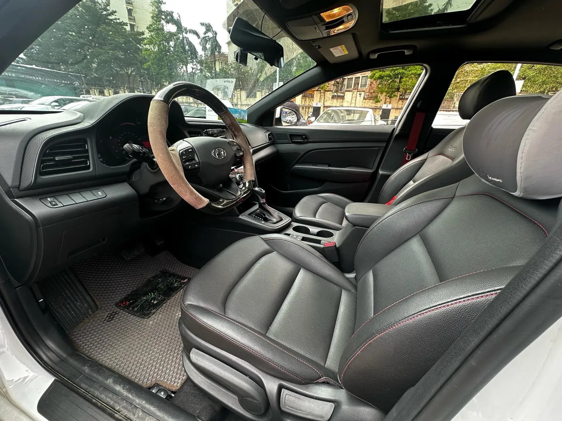 2020 HYUNDAI ELANTRA thumbnail 2