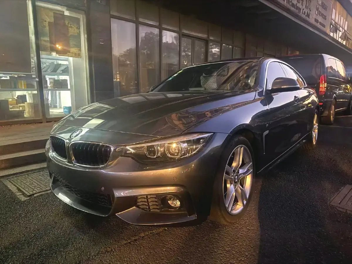 2019 BMW 8 Series 3.0T 340HP L6 8AT