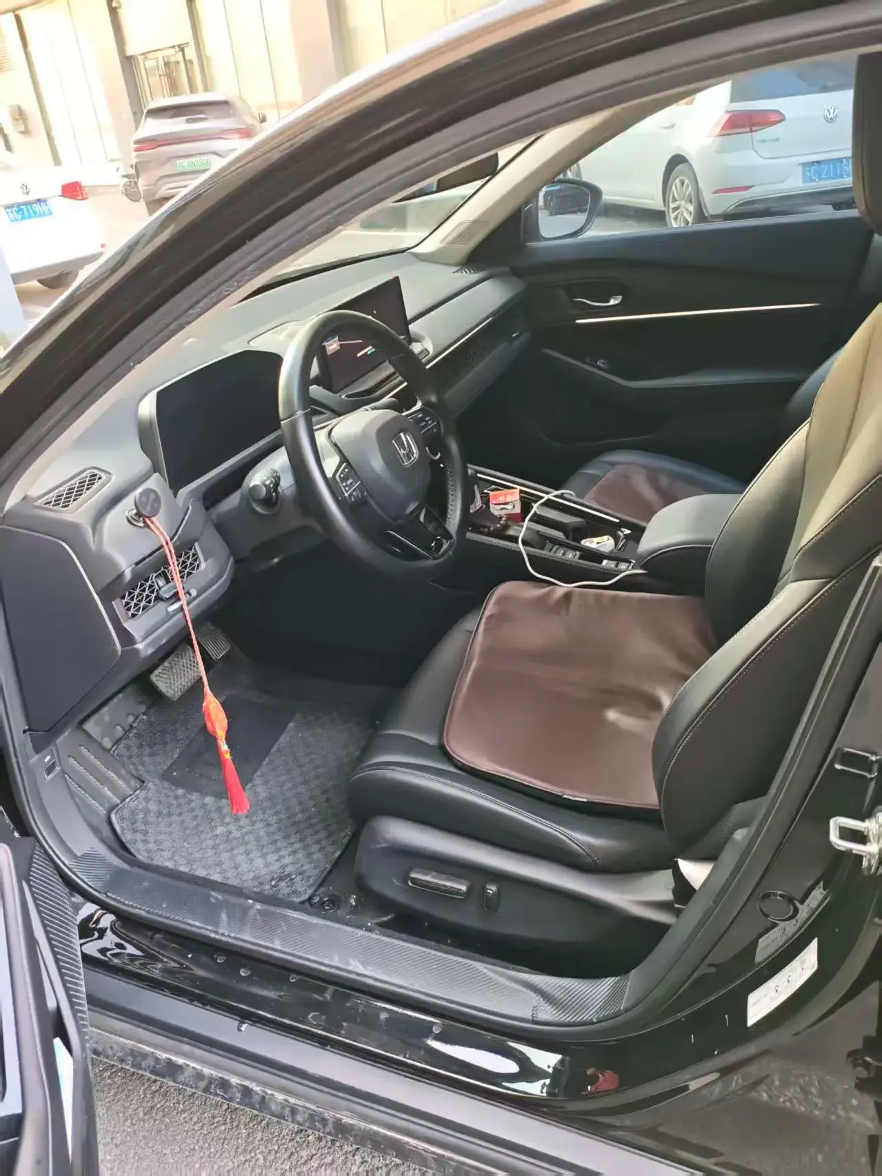 2023 HONDA ACCORD thumbnail 3