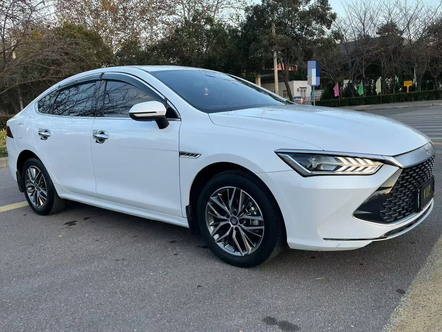 2023 BYD QIN thumbnail 2