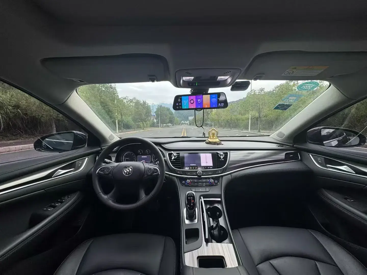 2020 BUICK LARCOSSE thumbnail 2