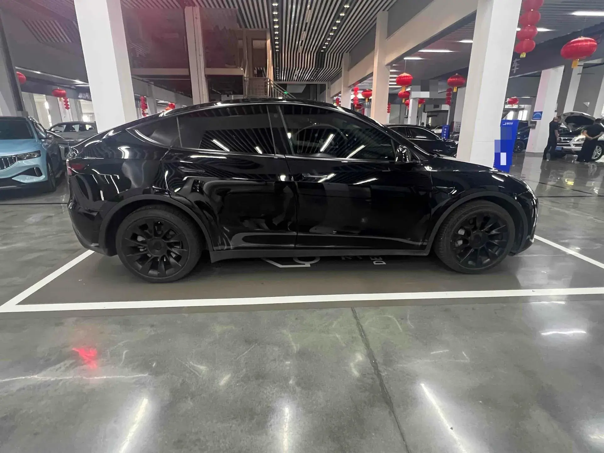 2021 TESLA MODEL thumbnail 4