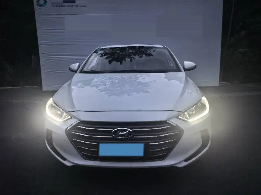 2019 HYUNDAI ELANTRA thumbnail 2