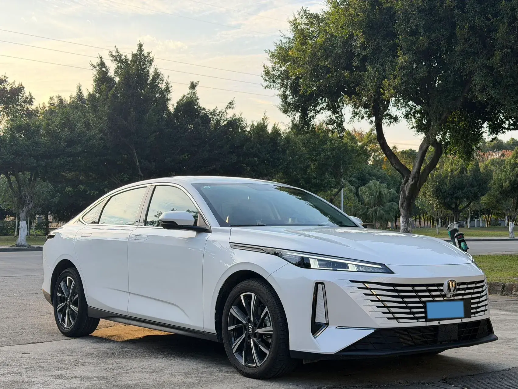 2024 CHANGAN EADO thumbnail 3