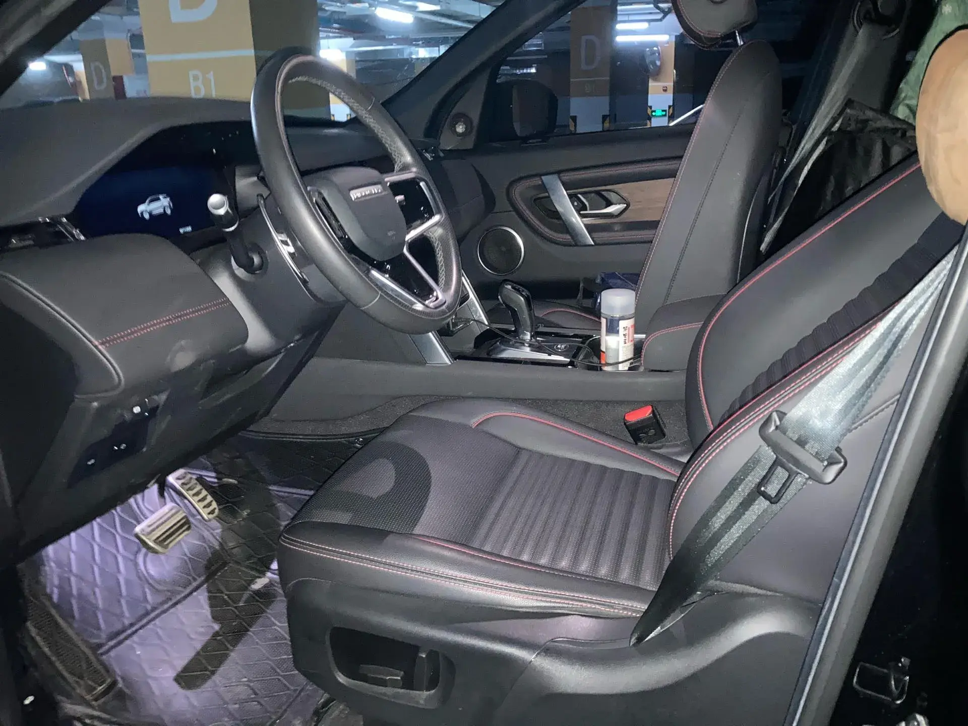 2022 LAND ROVER thumbnail 3