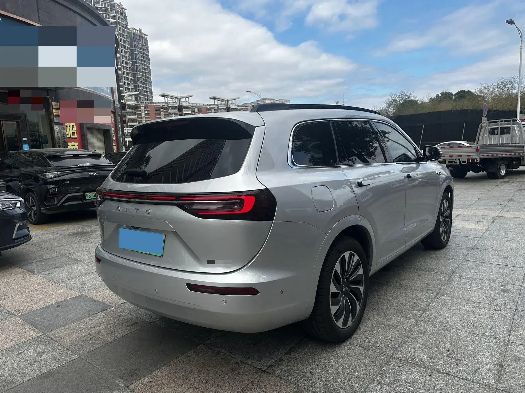 2024 AITO AITO thumbnail 3