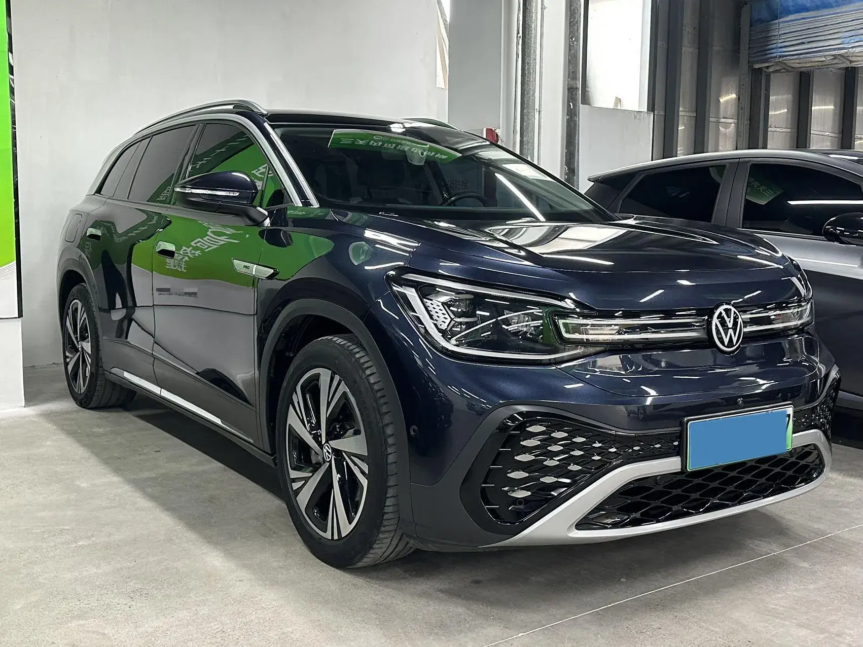 2022 VOLKSWAGEN ID.6 thumbnail 3