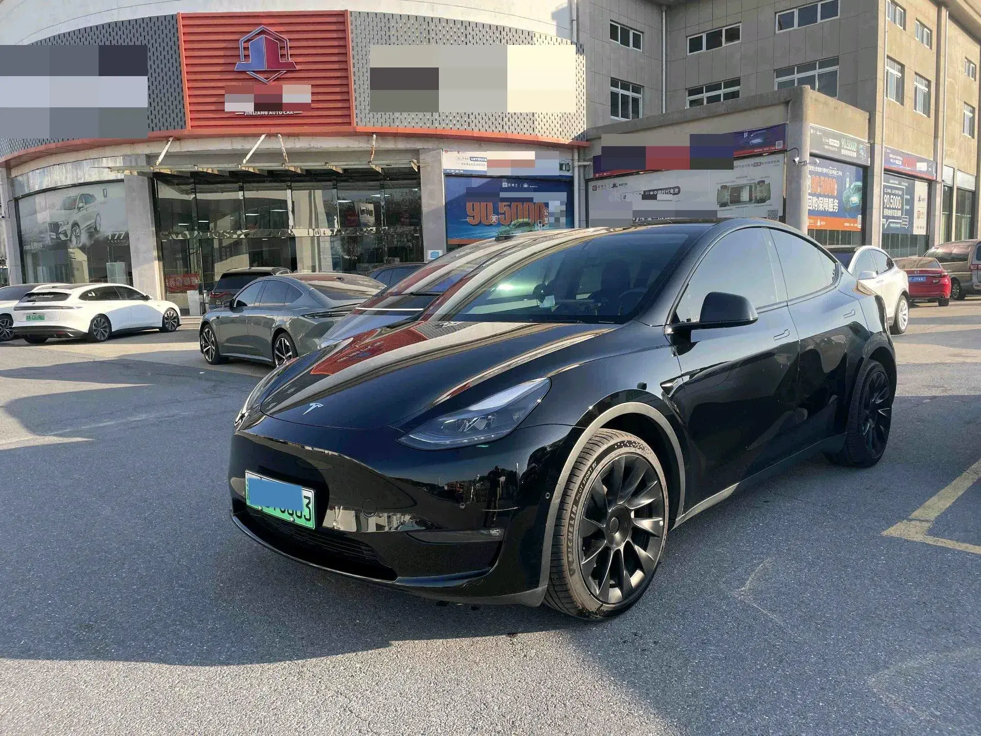 2022 TESLA MODEL view 1