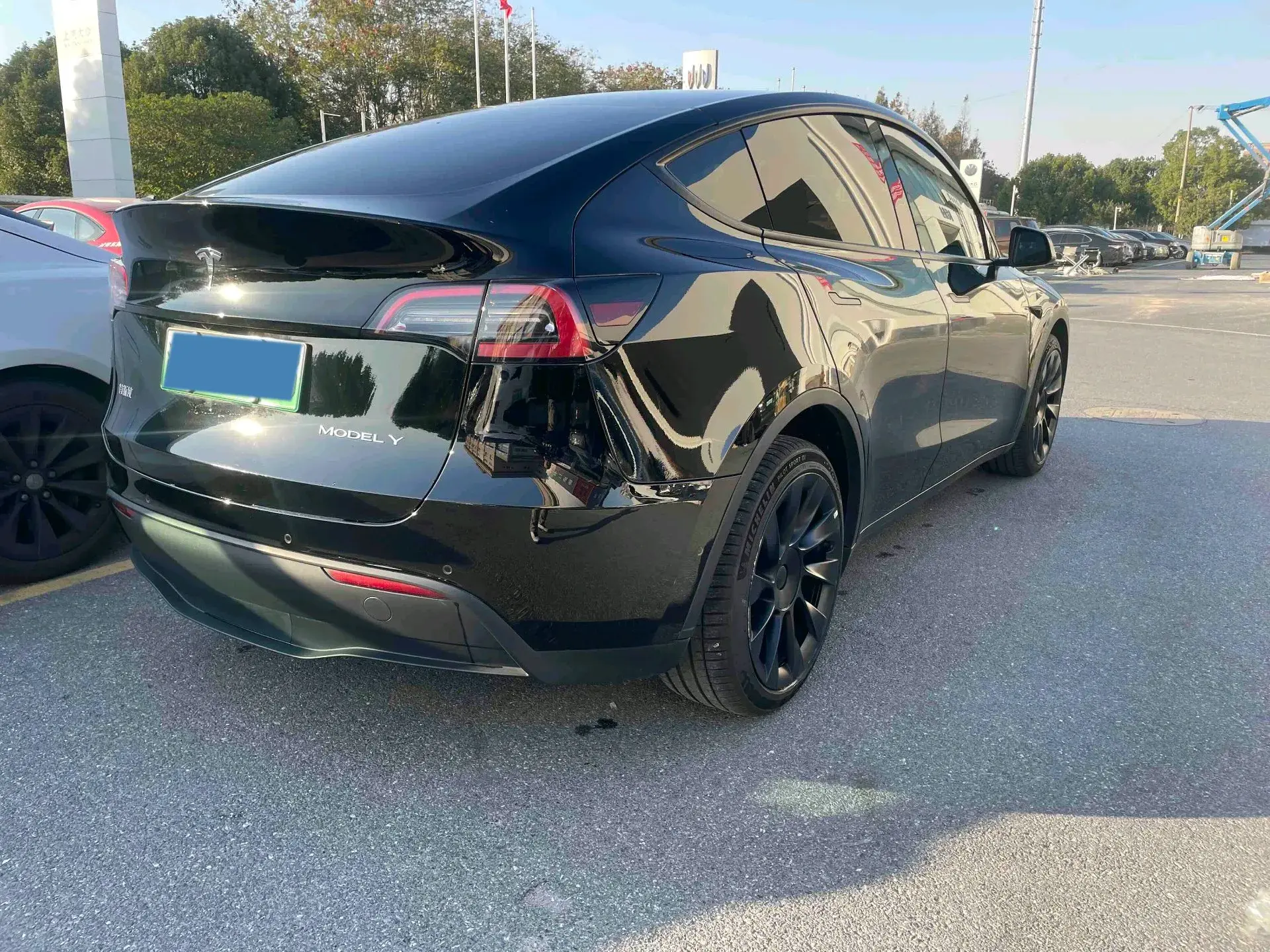 2022 TESLA MODEL thumbnail 4