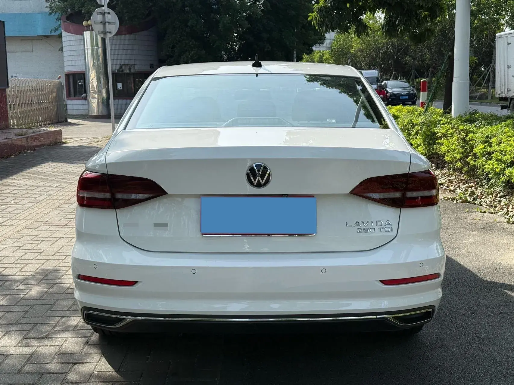 2021 VOLKSWAGEN LAVIDA thumbnail 4