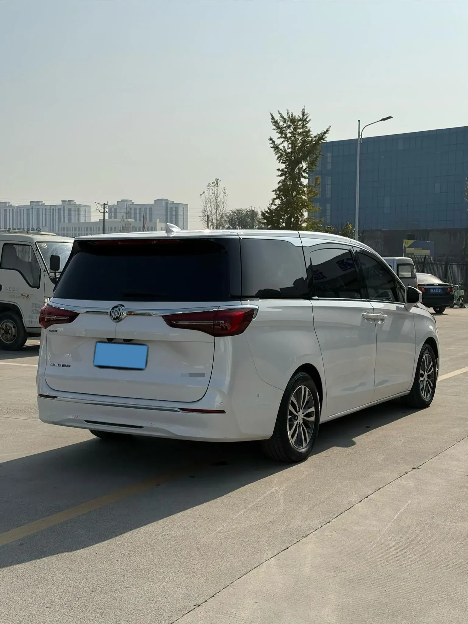 2022 BUICK GL8 thumbnail 4