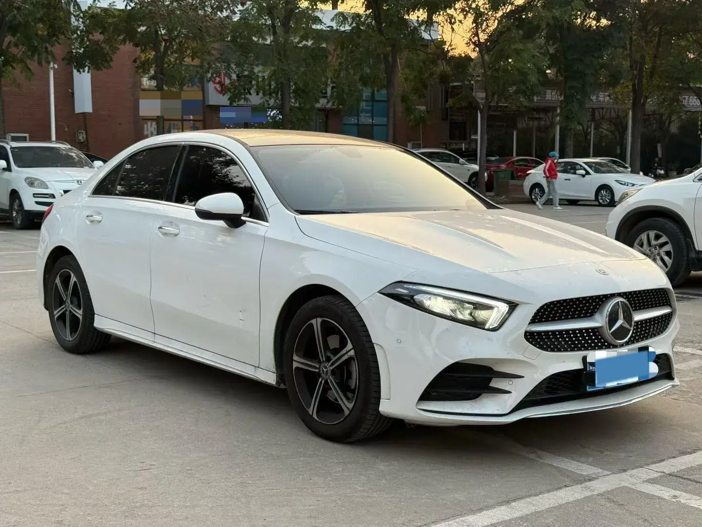 2024 MERCEDES-BENZ A thumbnail 3