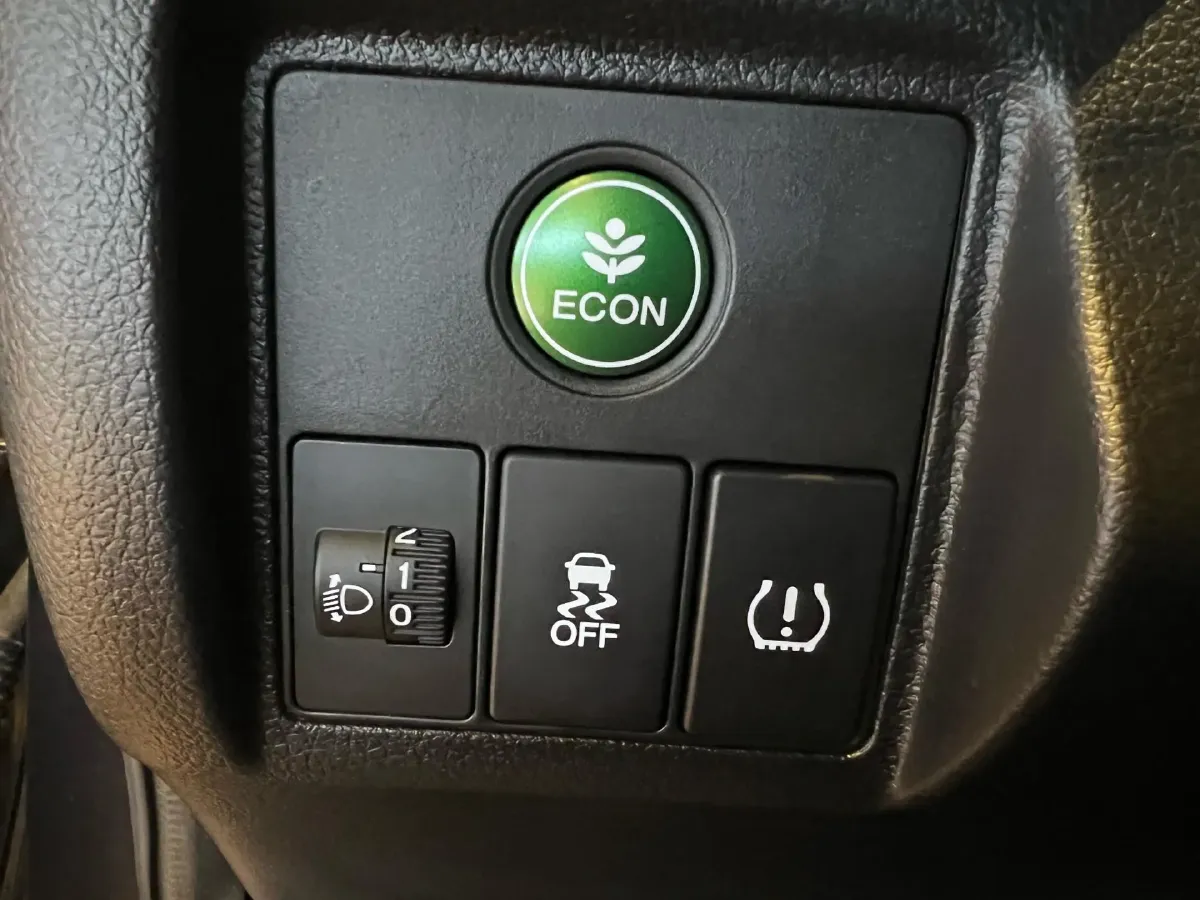 2022 Honda Vezel 1.5L 131HP L4 CVT,autocango,china used car exporter,china ev exporter,chinese used car exporter,chinese used ev exporter