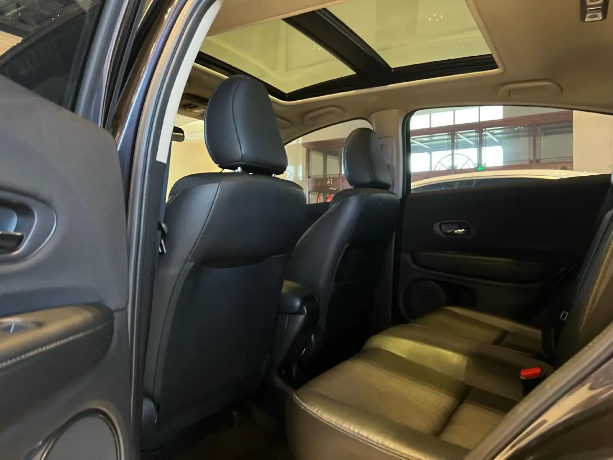 2022 Honda Vezel 1.5L 131HP L4 CVT,autocango,china used car exporter,china ev exporter,chinese used car exporter,chinese used ev exporter