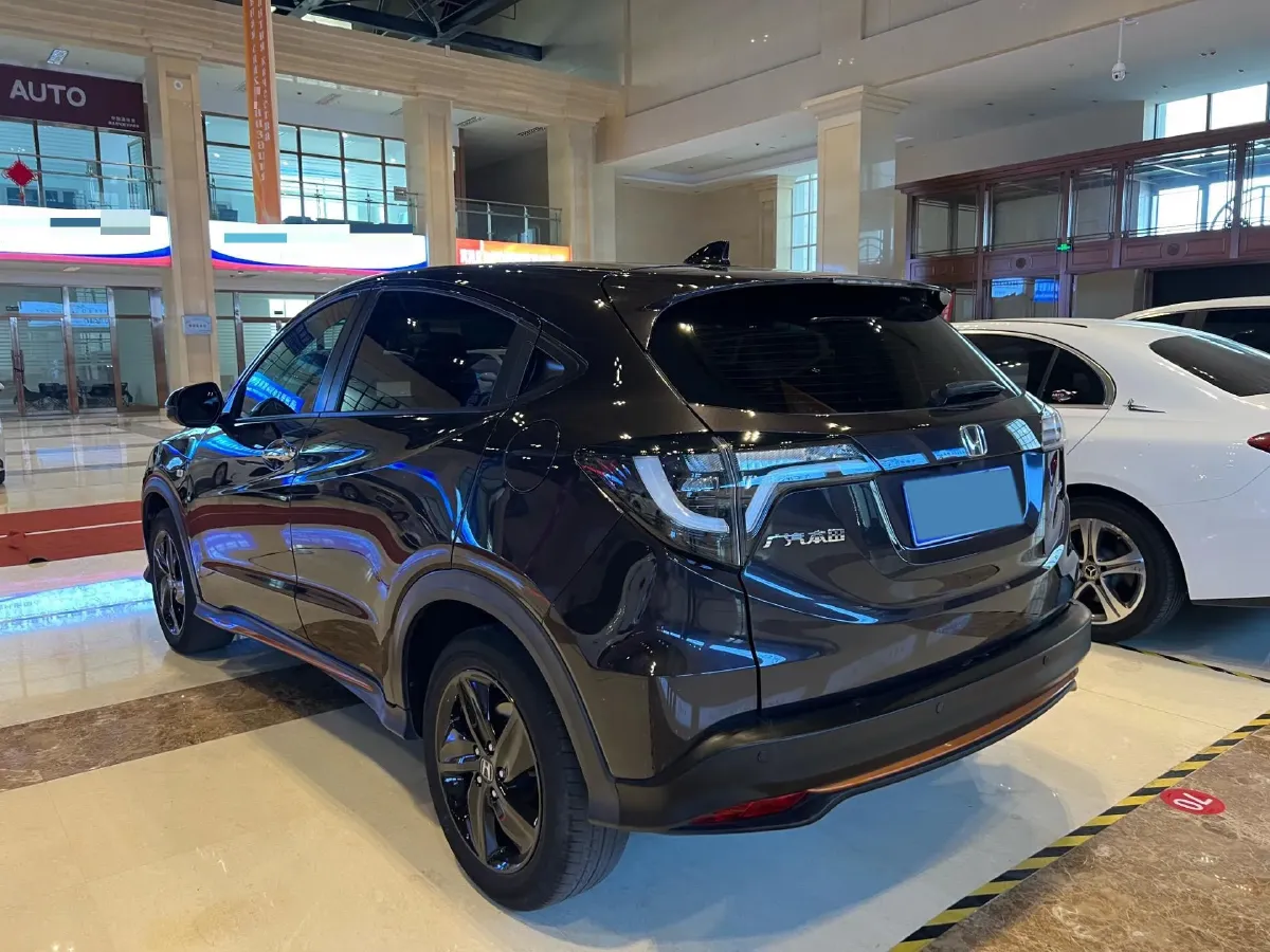 2022 Honda Vezel 1.5L 131HP L4 CVT,autocango,china used car exporter,china ev exporter,chinese used car exporter,chinese used ev exporter