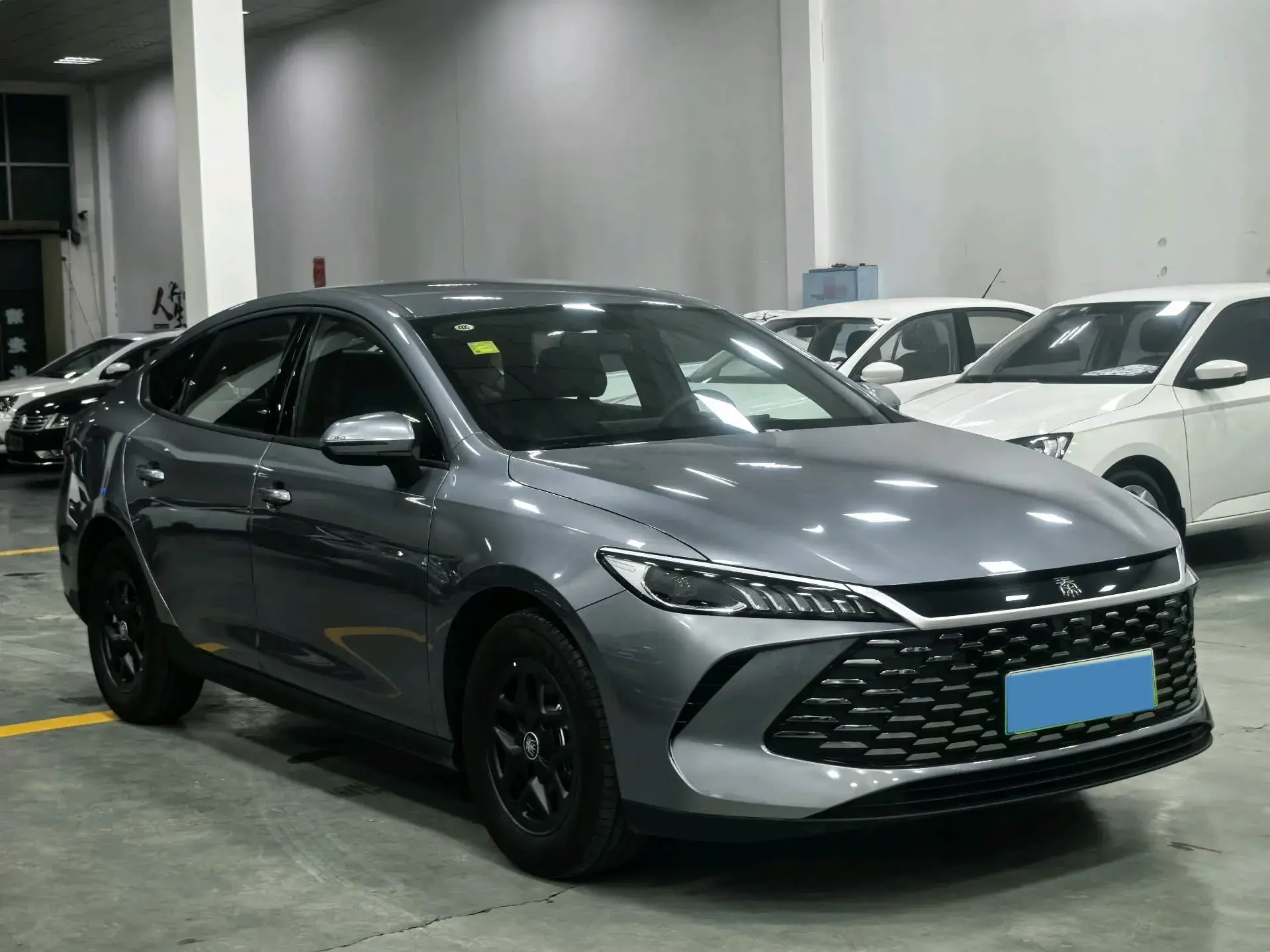 2024 BYD QIN thumbnail 3