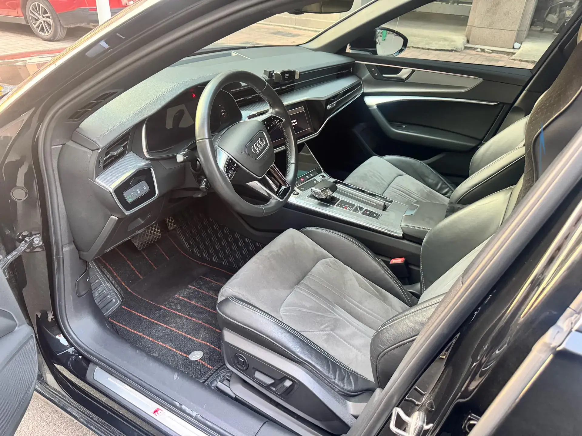 2021 AUDI A6L thumbnail 2