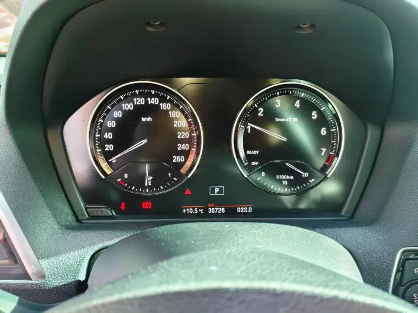 2019 BMW 2 thumbnail 2