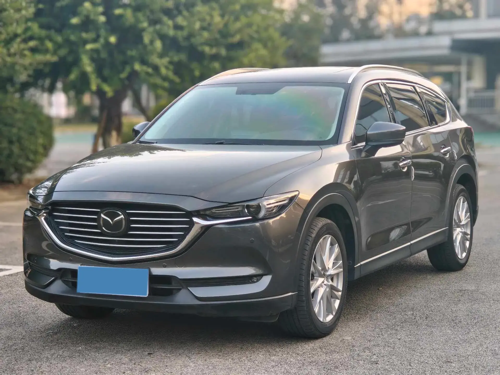 2019 MAZDA CX-8 view 1