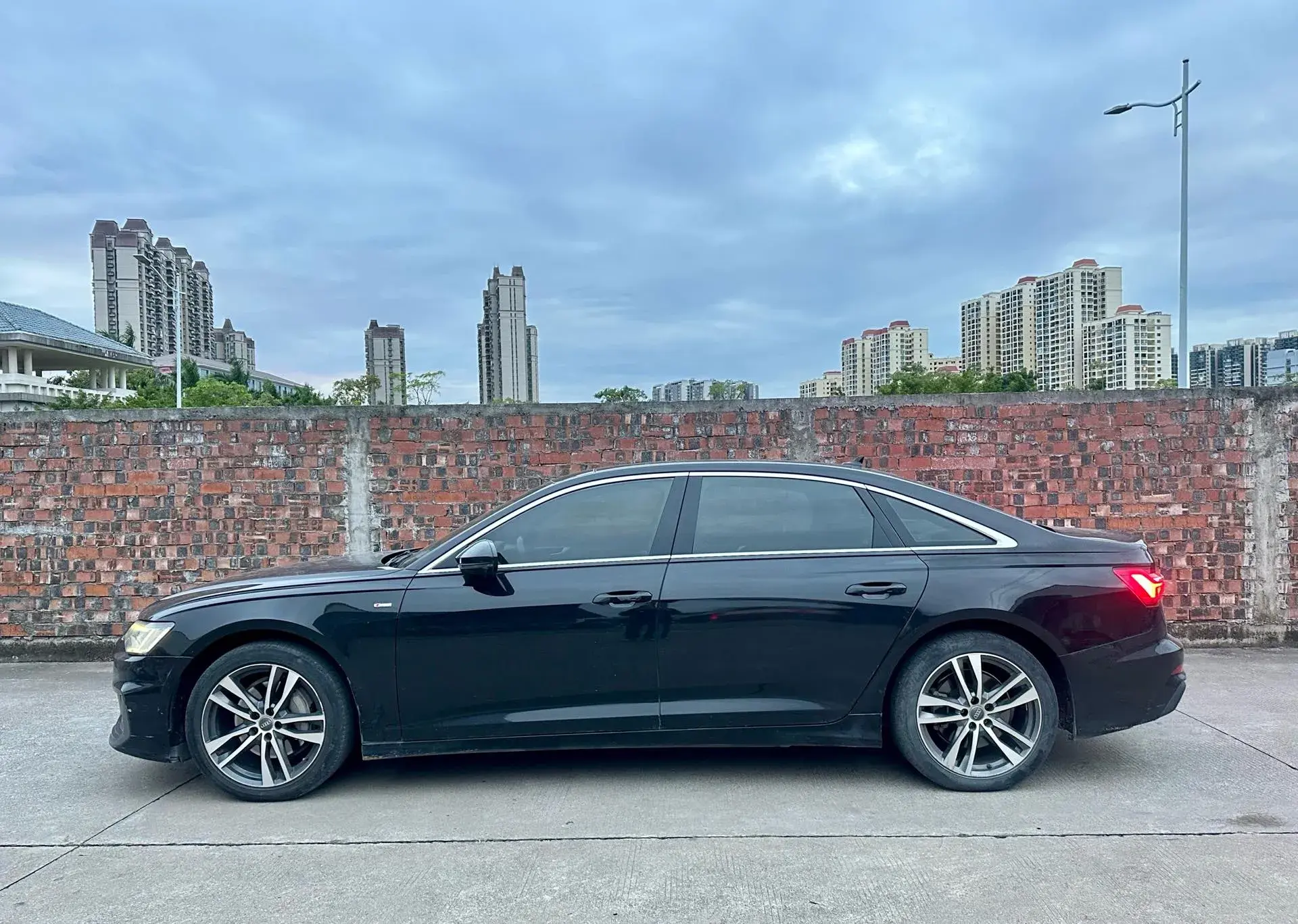 2020 AUDI A6L thumbnail 3