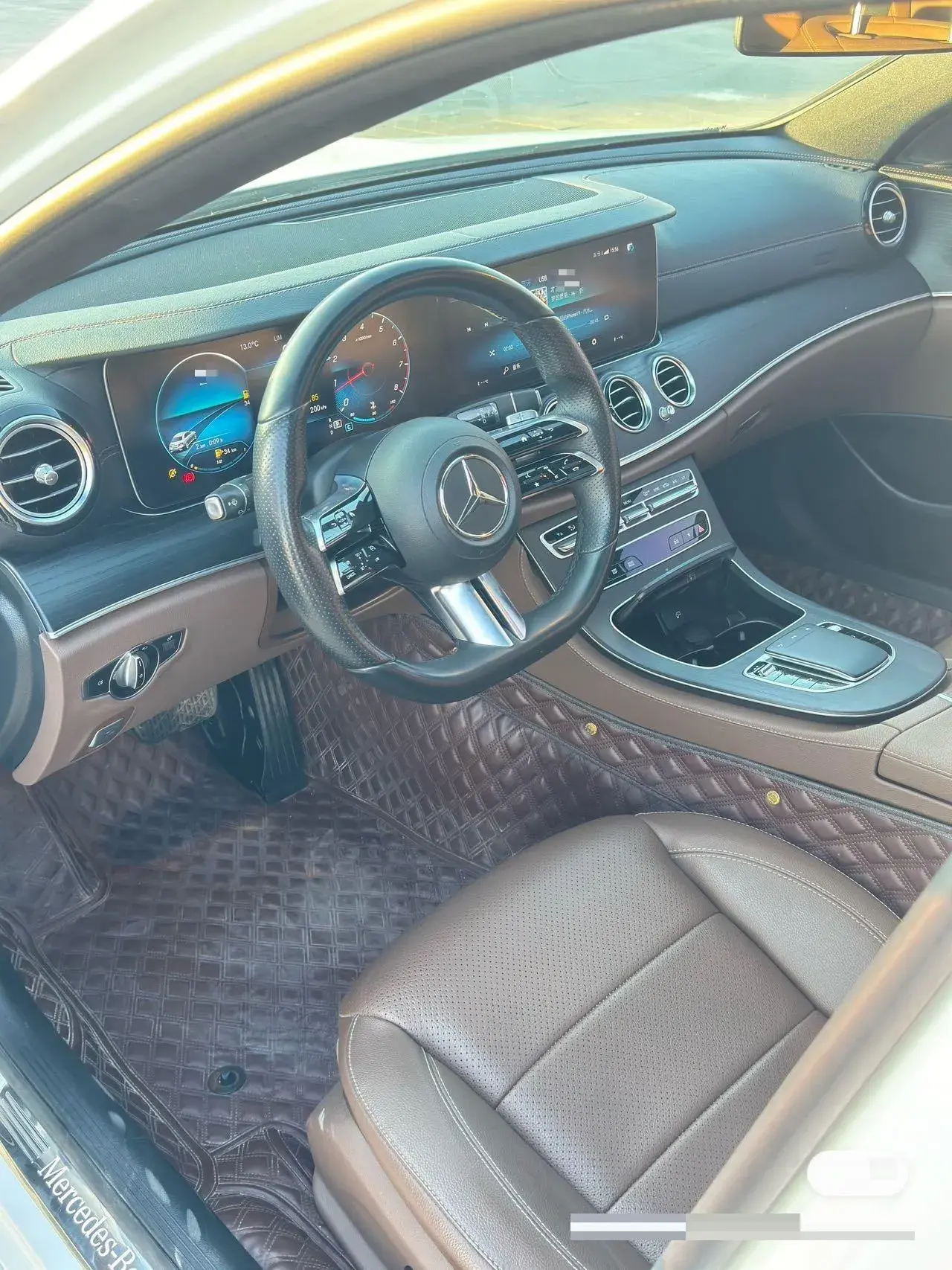 2021 MERCEDES-BENZ E thumbnail 4