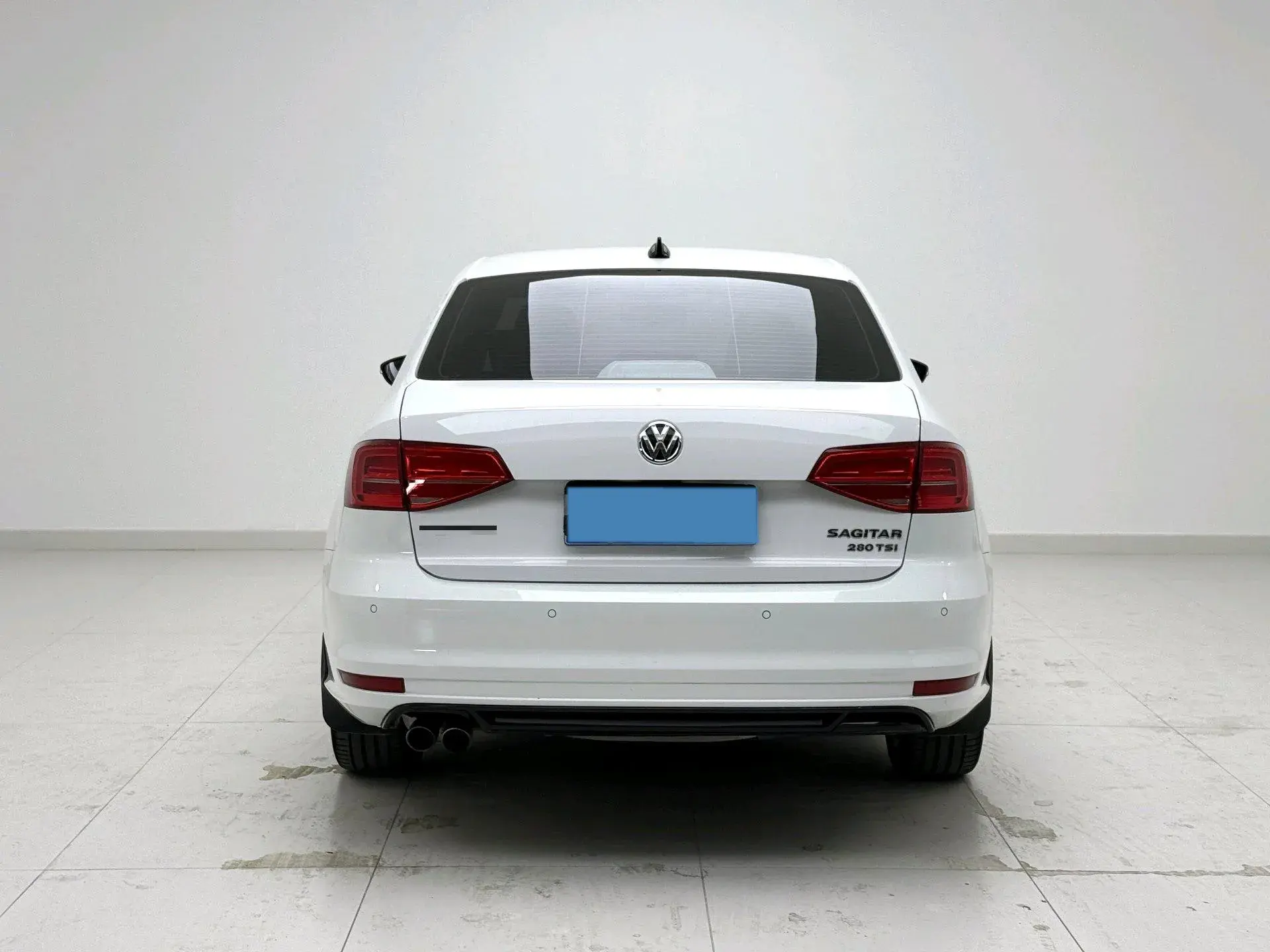 2018 VOLKSWAGEN SAGITAR thumbnail 4