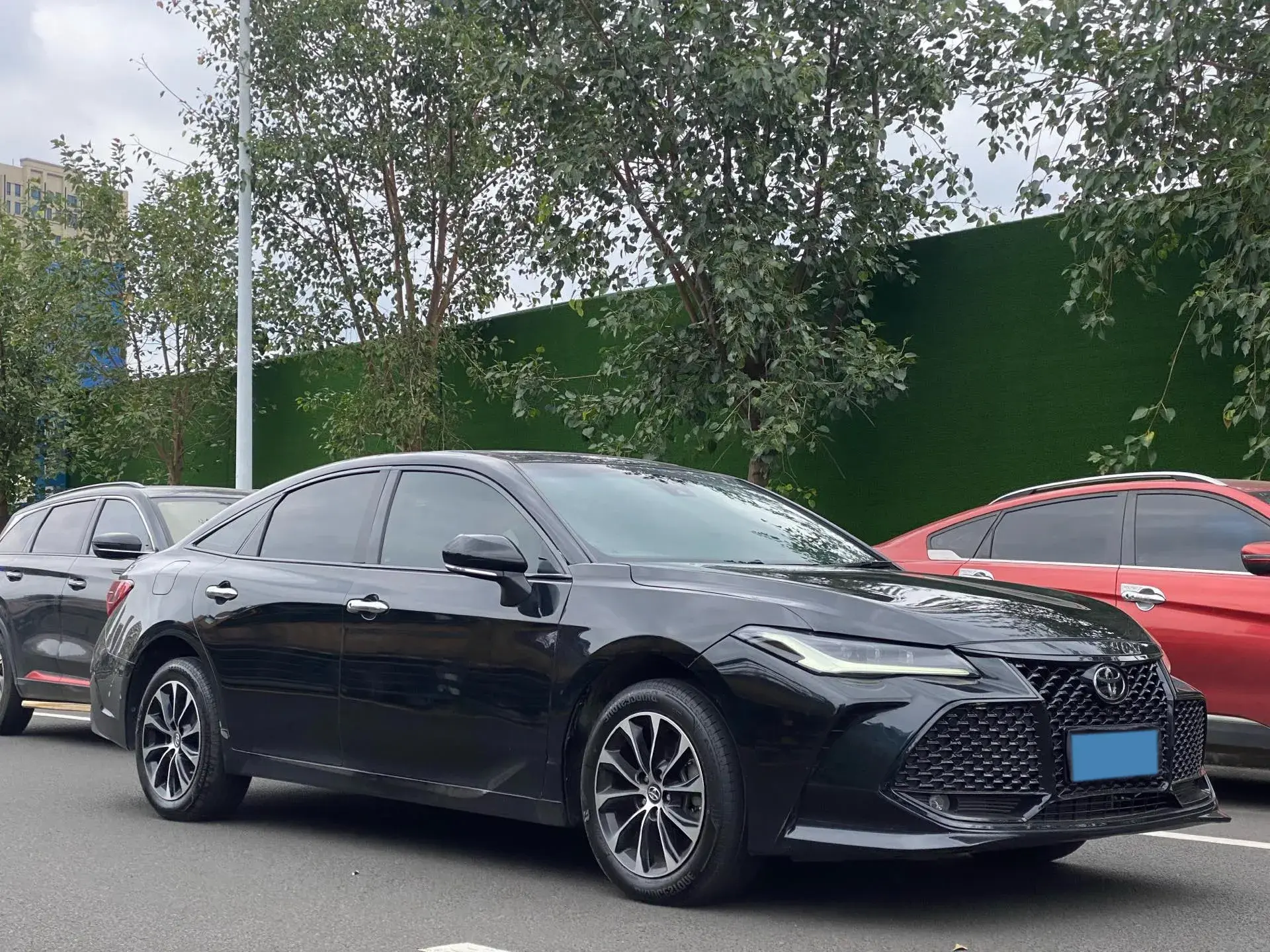 2022 TOYOTA AVALON thumbnail 3