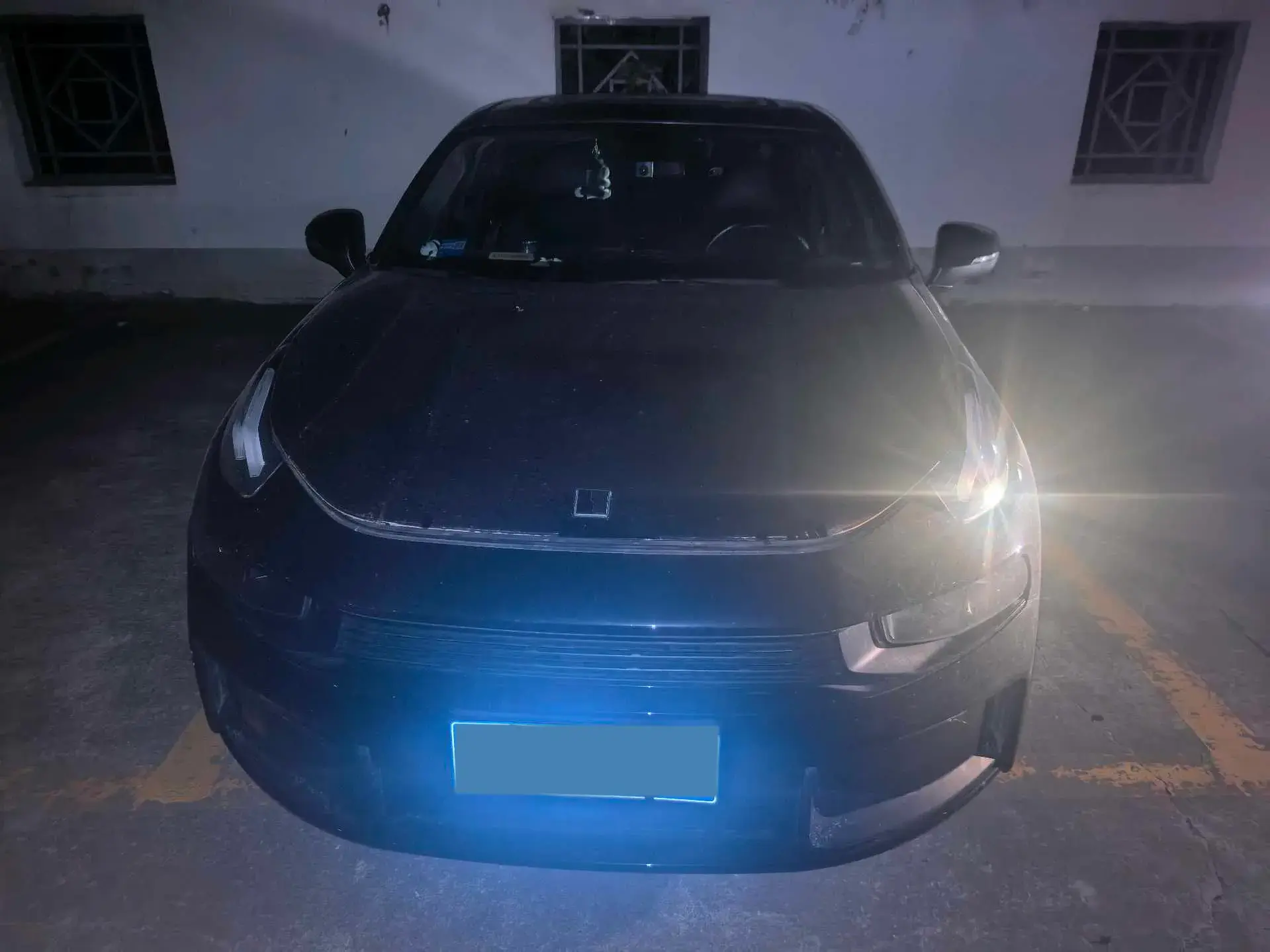 2019 LYNK&CO 03 thumbnail 2