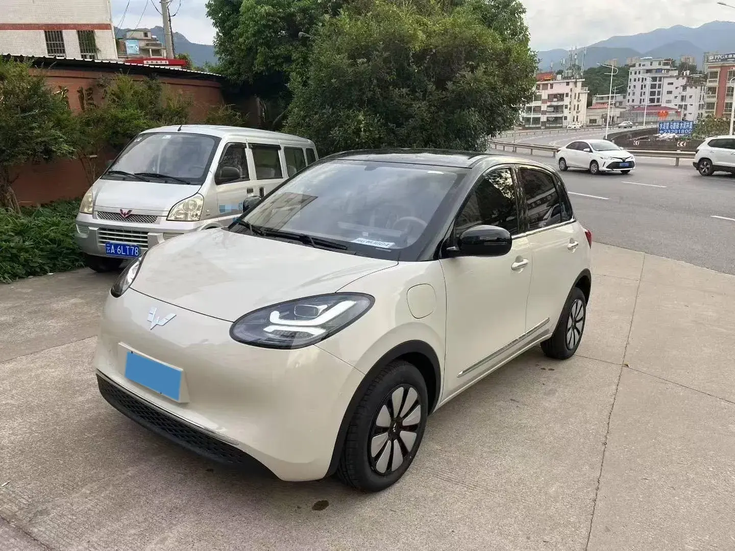 2025 WULING BINGUO view 1