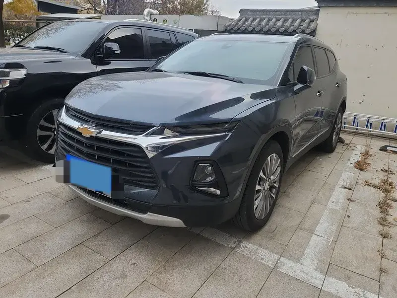 2021 CHEVROLET EQUINOX view 1