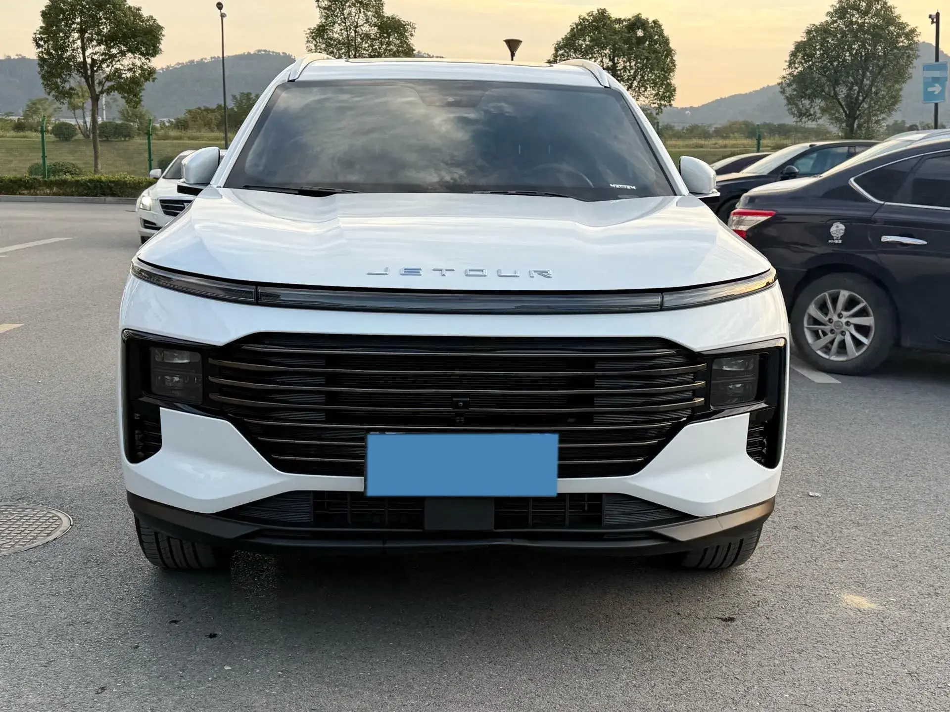 2025 JETOUR X70 thumbnail 2